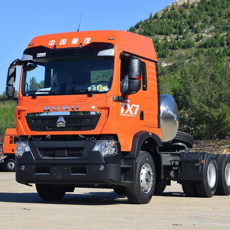 HOWO TX7 Тяжелый грузовик 480 л.с. 6X4 LNG тягач