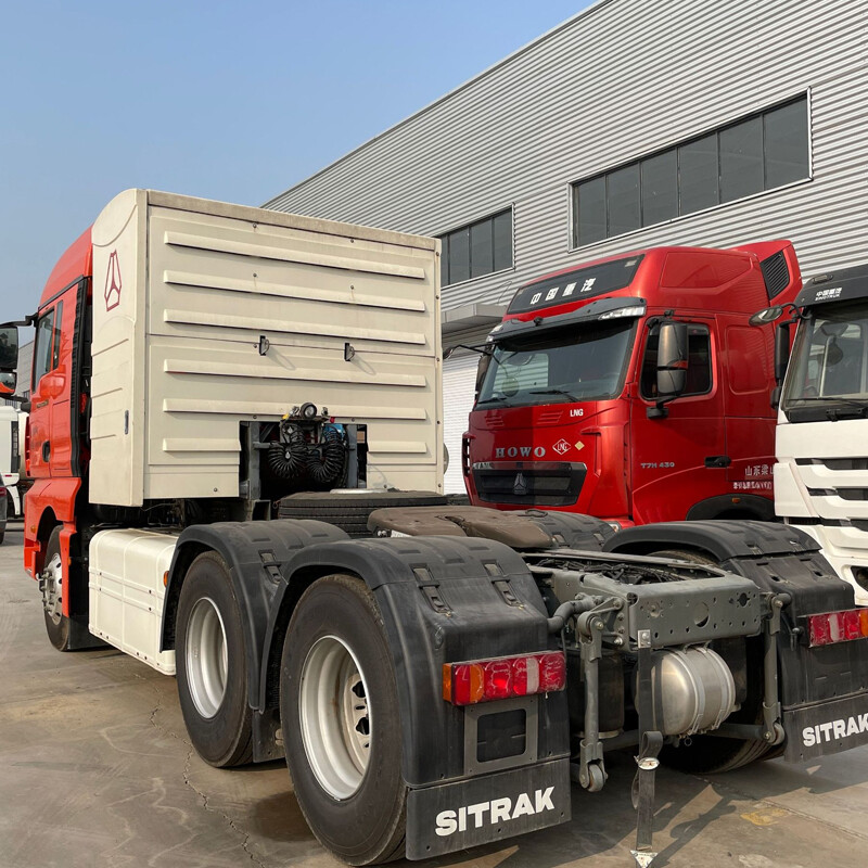 Экспорт тяжелого грузовика Sinotruk C7H 440 л.с. 6X4 Тягач КПГ Тягач