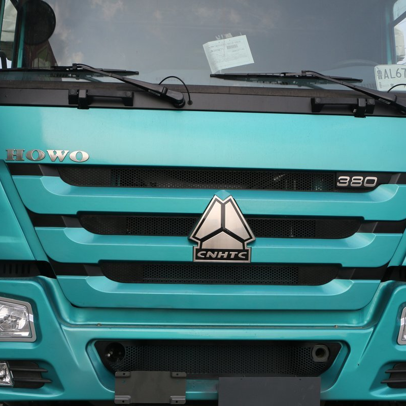 Тяжелый грузовик Sinotruk HOWO 380 л.с. 6X4 10 колес