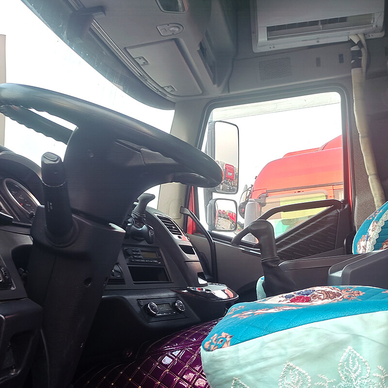 Заводская поставка цена на продажу грузовика FAW J6P 4X2 седельный тягач