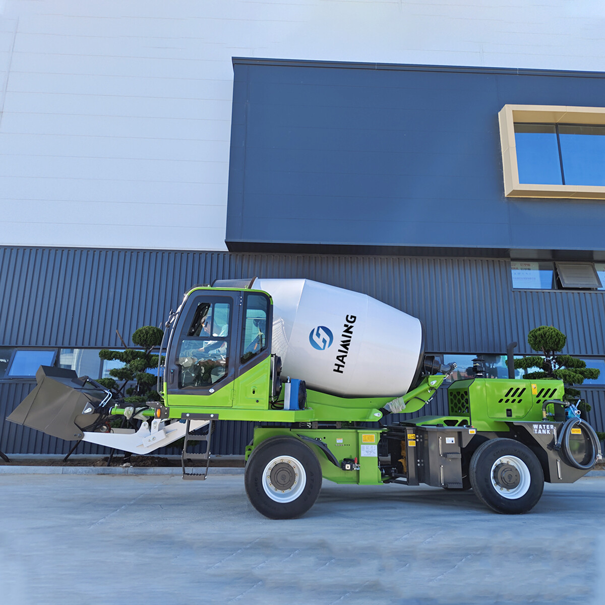 5.5 КБМ Самозагружающийся Бетономешалка