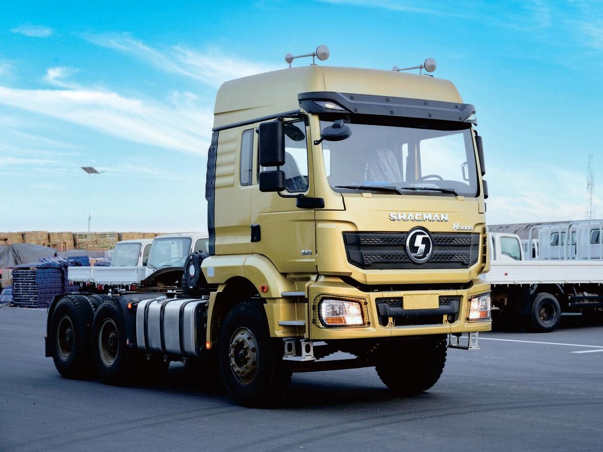 Camión remolque H3000: Liderando una nueva tendencia en logística y transporte