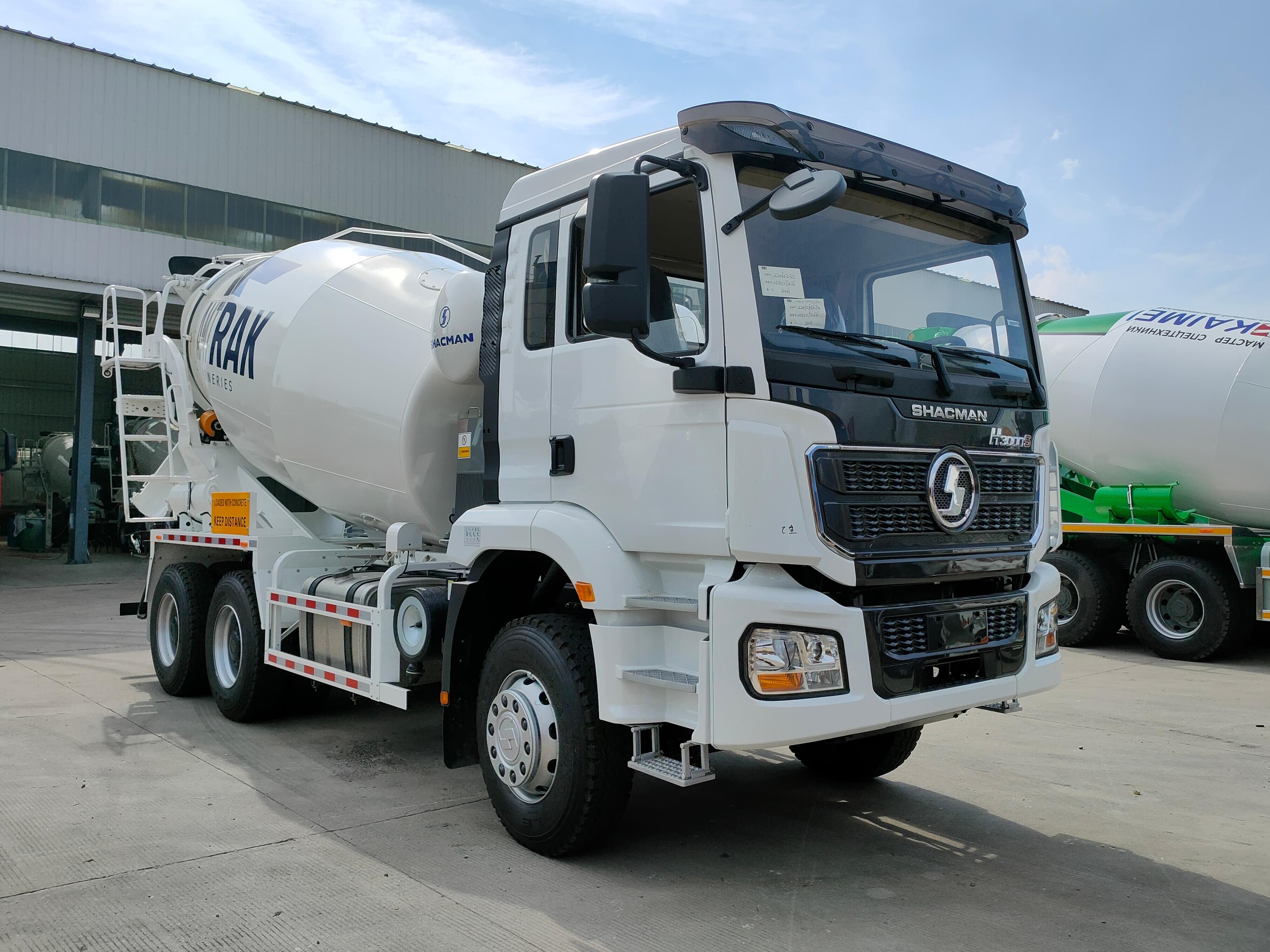 SHACMAN H3000S Camión hormigonera 6×4: La elección ideal para una construcción eficiente