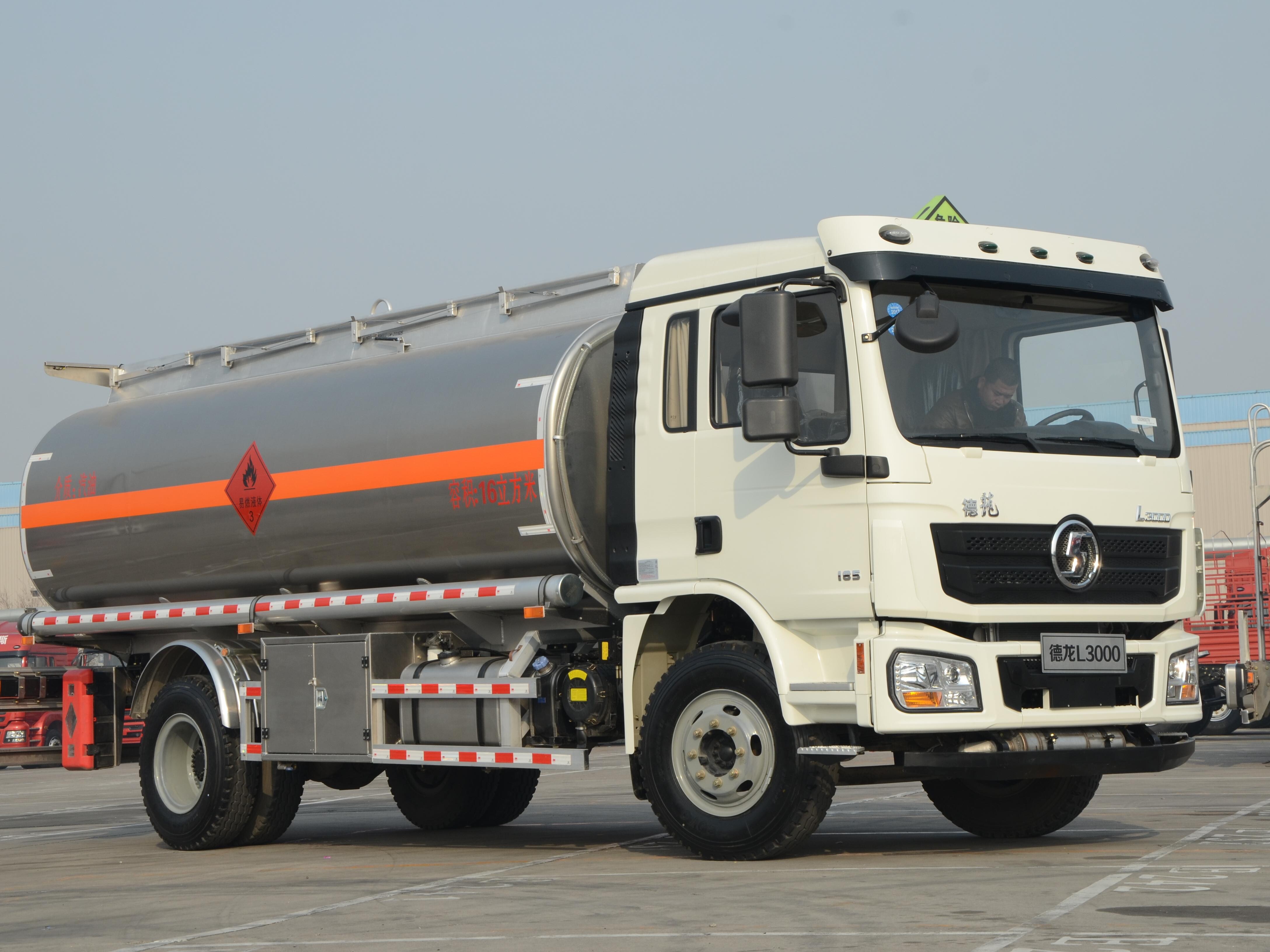 Guía del Operador: Inspección diaria del petrolero SHACMAN X3000