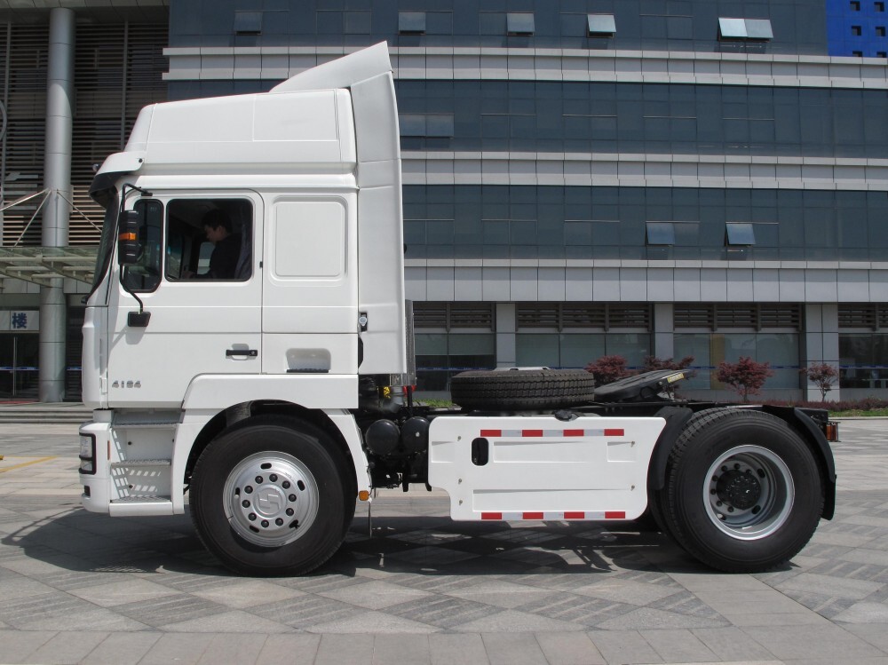 Camión remolque SHACMAN F3000 4×2