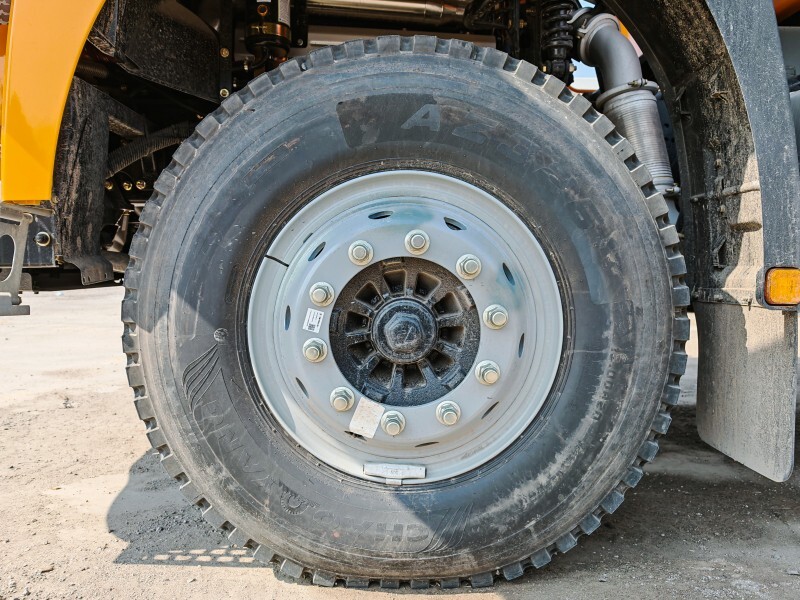 VOLQUETE SHACMAN F3000 6×4 380 CV