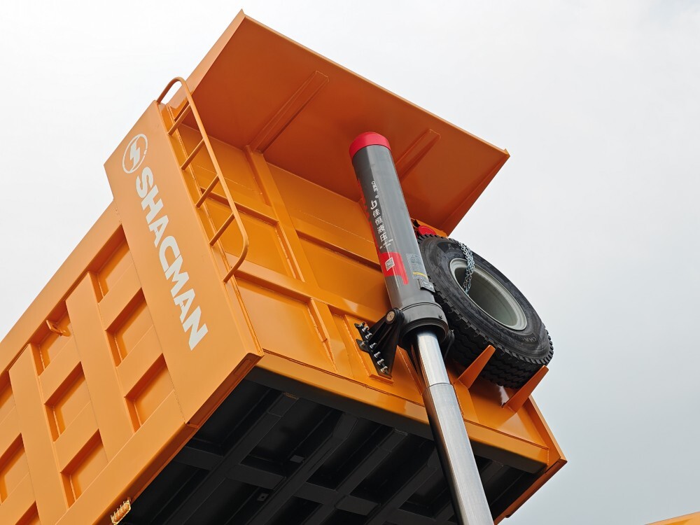 SHACMAN F3000 8×4 Volquete