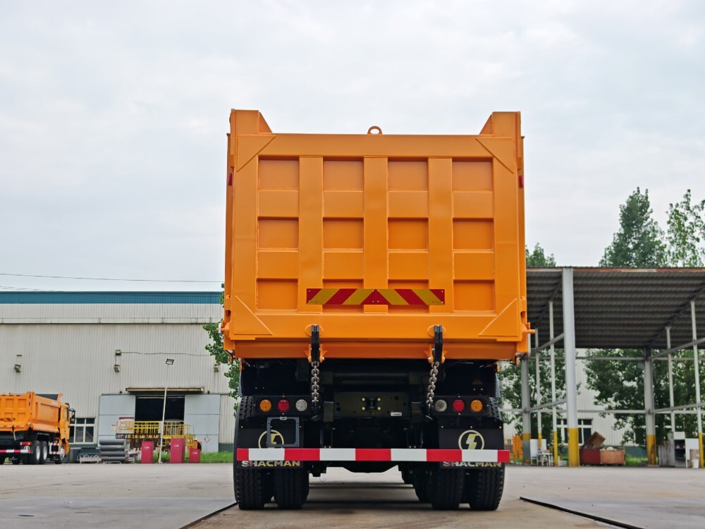 SHACMAN F3000 8×4 Volquete