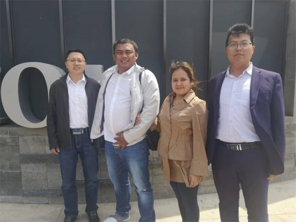 Filipinas Cliente Pedir piezas de repuesto.jpg