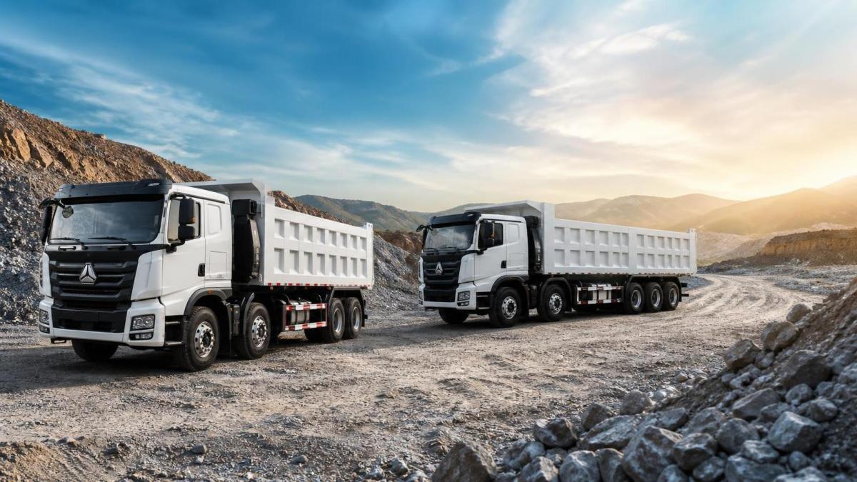 ¿Qué configuraciones de camiones volquete Sinotruk son adecuadas para trabajos de movimiento de tierras de corta distancia?