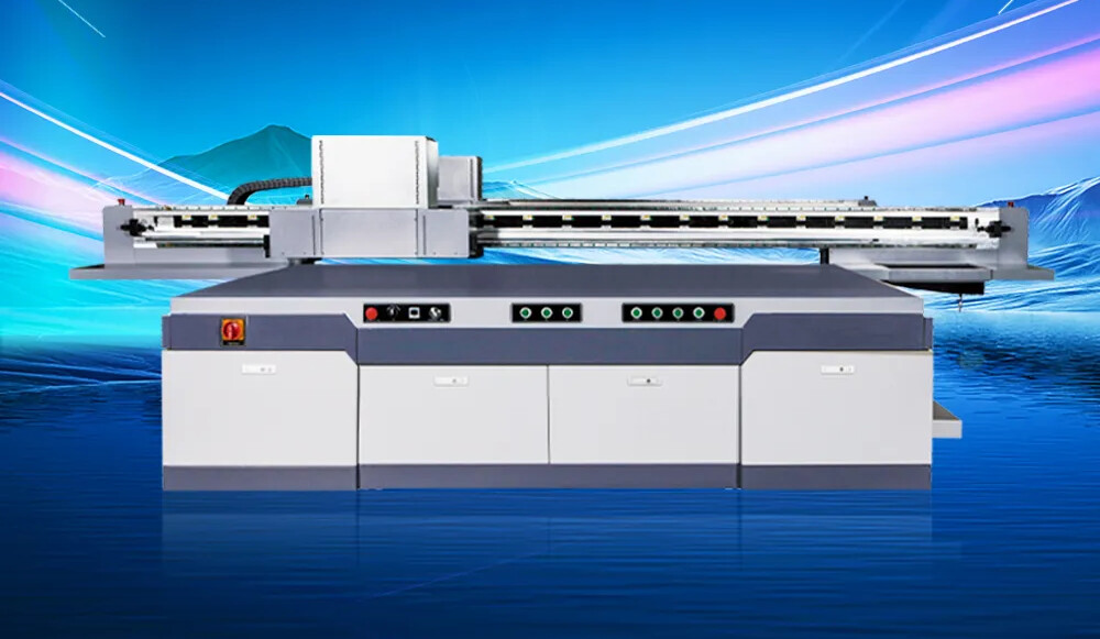 F3900超宽幅平板机驰骋柏林，驭风前行