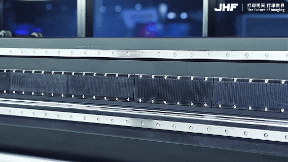 1764560940853964238801104896.gif 1764560940853964238801104896.gif