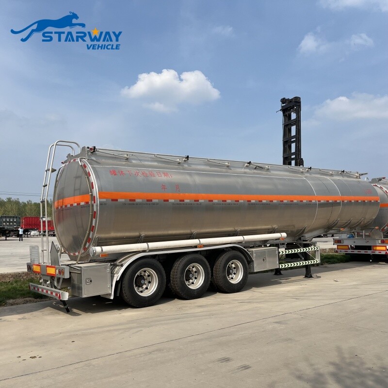 ¿Puede un camión cisterna de combustible de 3 ejes y 40.000 litros impulsar la logística?