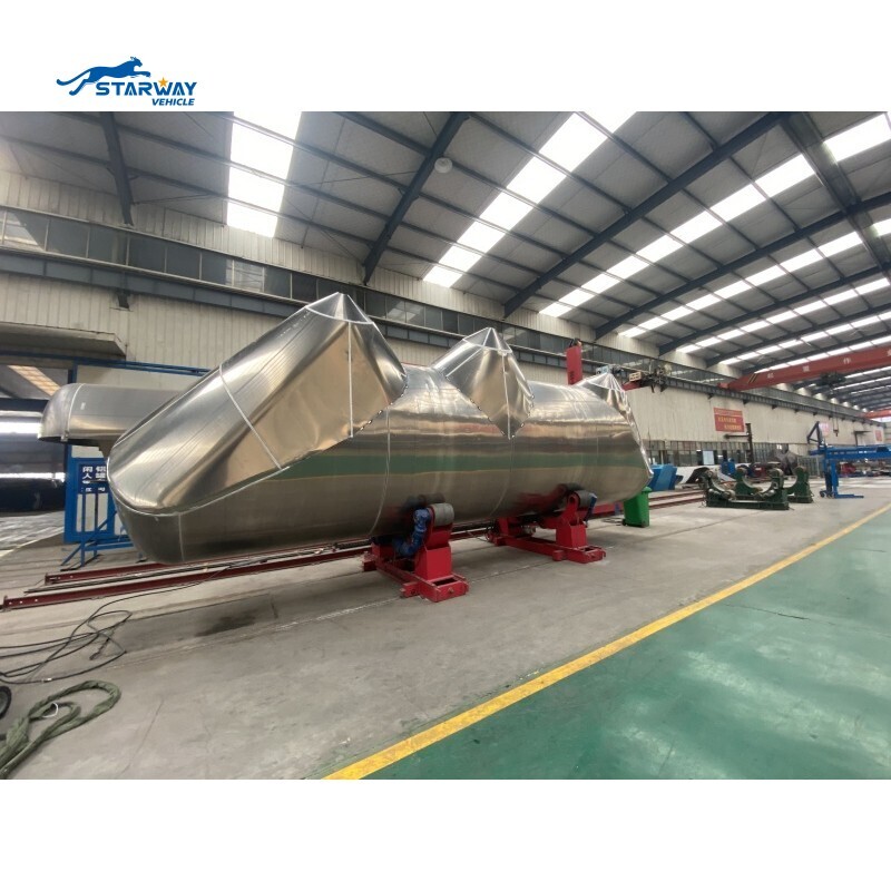 Полуприцеп-цистерна для перевозки муки объемом 60 куб. м.