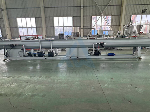 Высокоскоростная линия по производству 3-слойных труб PPR 20-63 мм