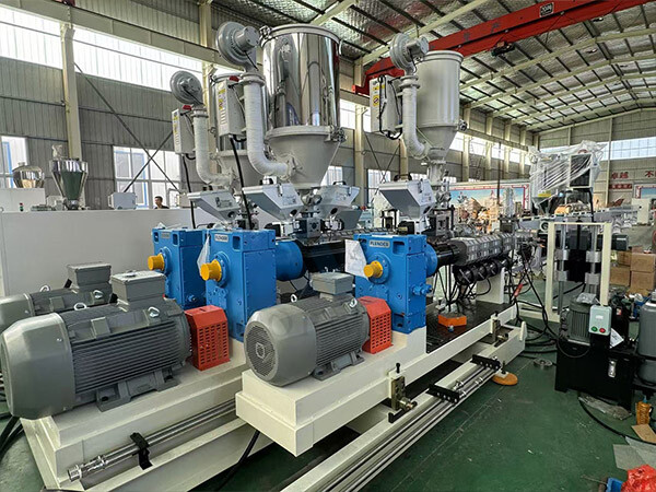 Высокоскоростная линия по производству 3-слойных труб PPR 20-63 мм