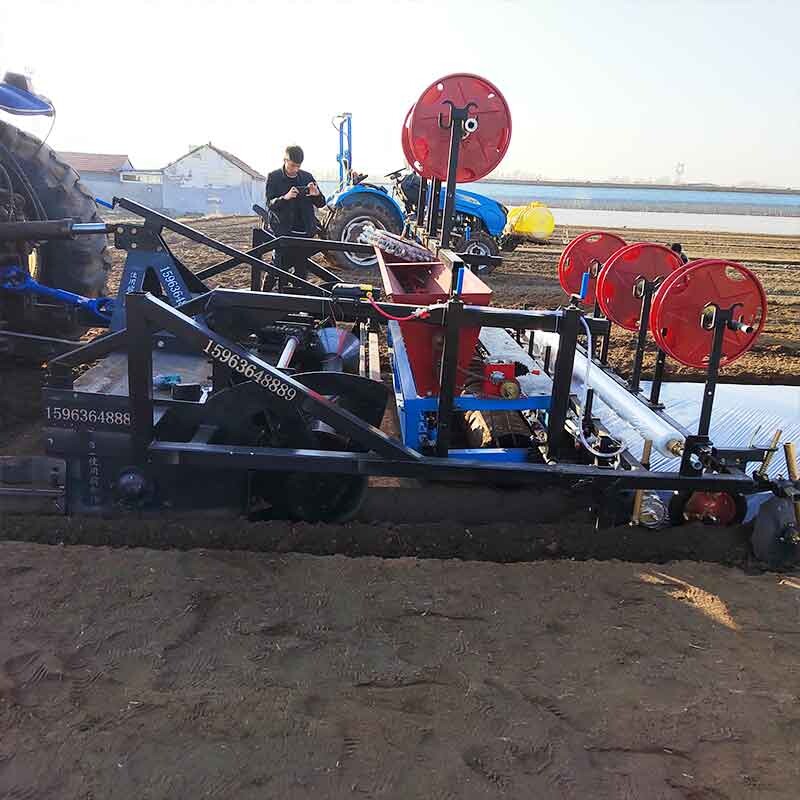 Роторная почвообрабатывающая гребнеукладочная машина