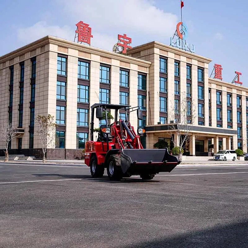 Компактный колесный погрузчик 906C