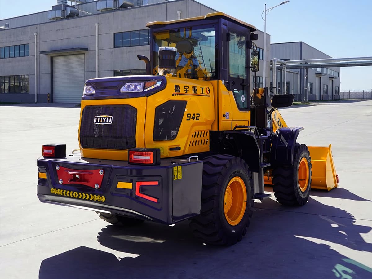 wheel loader