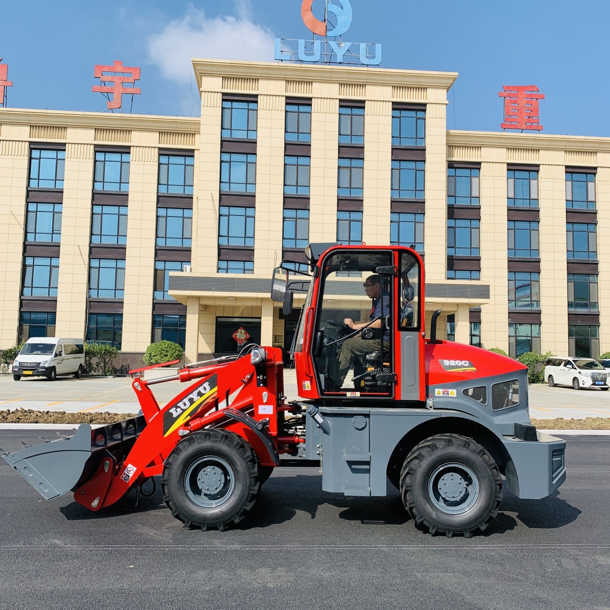 1728869615704263973559427072.jpg style=