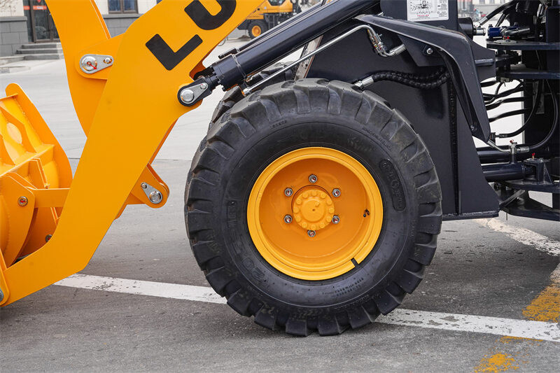 1728872783704277260816723968.jpg style=