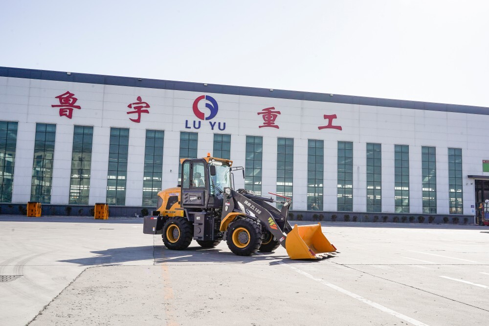 LT188 Carregadora de Rodas Dianteira