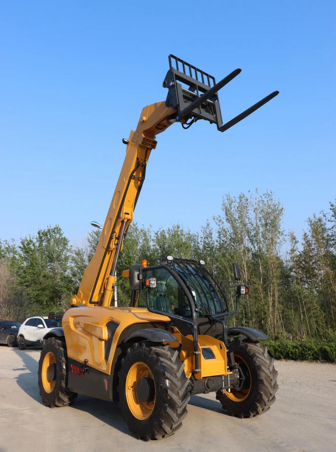 Telehandler LUYU Telehandler LUYU