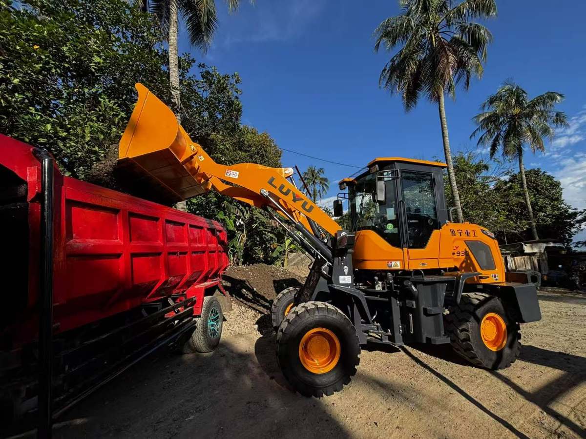 wheel loaders LUYU wheel loaders LUYU