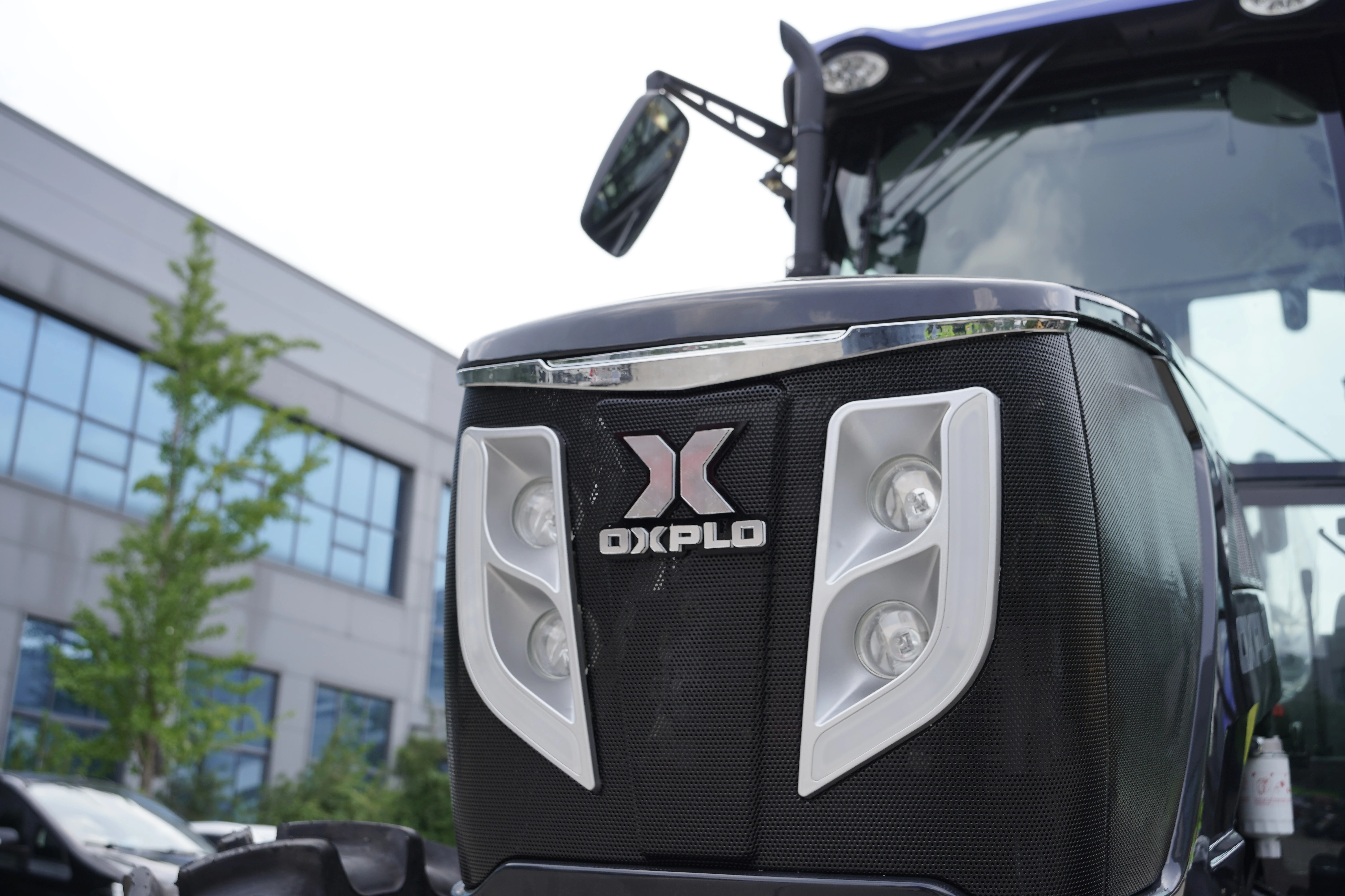 Tractor OXT1004 100CV