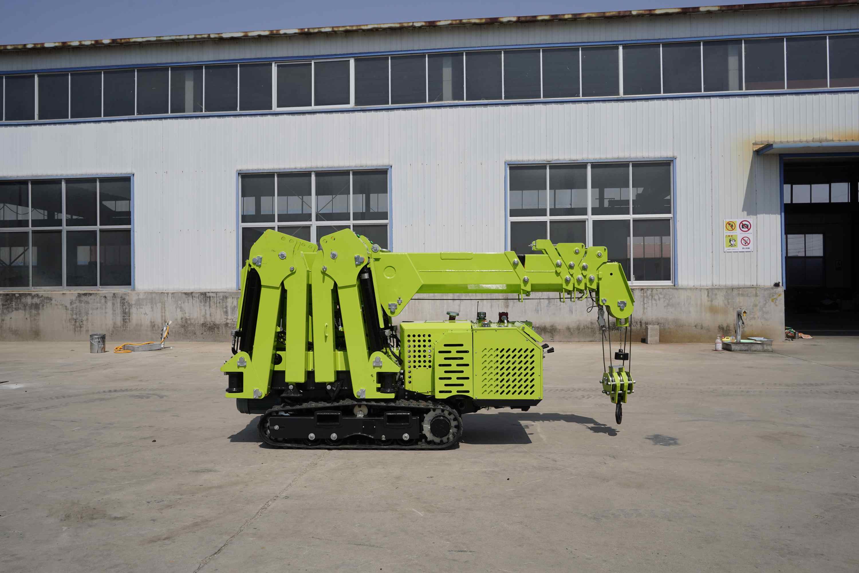 Entrega con éxito de la grúa araña LUYU en los Países Bajos