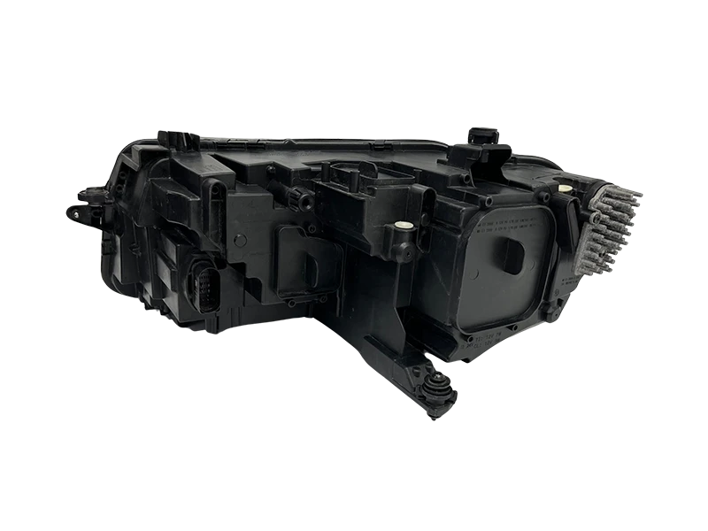VOLKSWAGEN TERAMONT 2017-2021R.H.S HEADLIGHTASSEMBLY