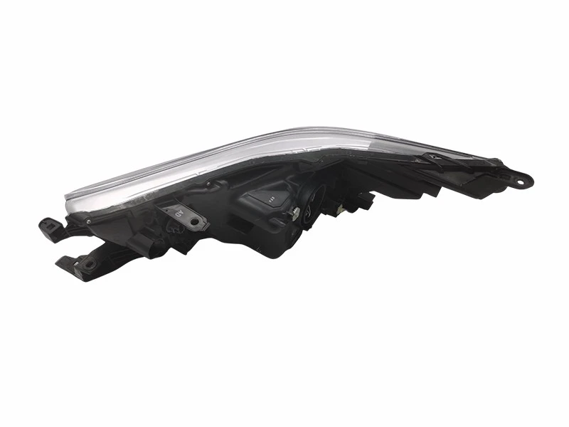 Toyota HILUX REVO 2015-2019 HALOGEN R.H.S HEADLIGHT ASSEMBLY