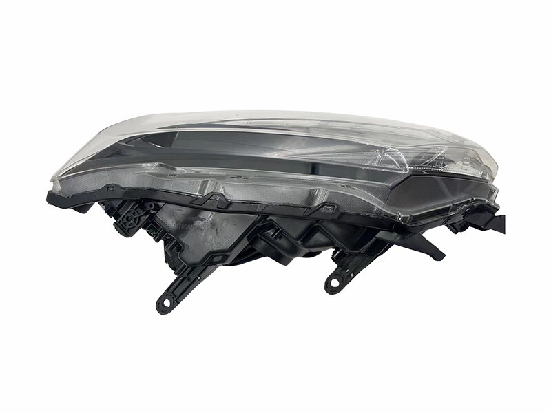 NISSAN ROGUE 2014-2016 L.H.S HEADLIGHT