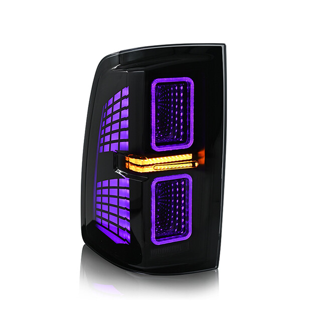 09-18RAM1500 13-18 RAM 1500 2500 Taillight