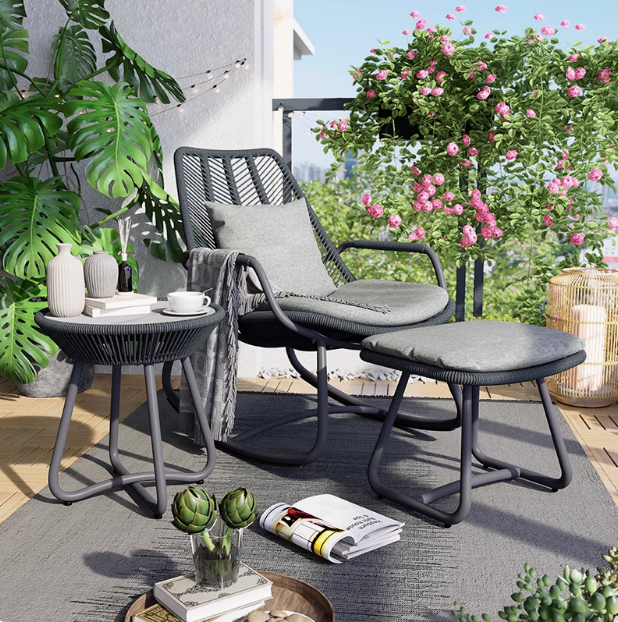 Works carefuly with clients reguirments andperfect execution.