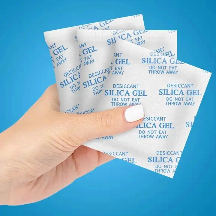 Color changing silica gel for transformer breathers