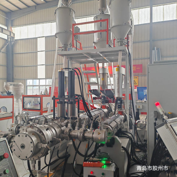 PPH_Three-Layer_Coextruded_Pipe_Production_Line2.jpg