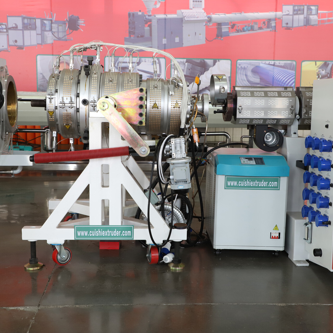 Plastic Extrusion Mould