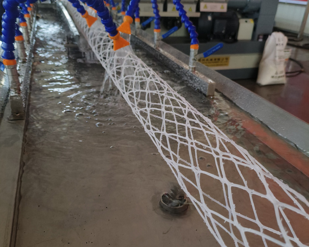 PP/PE net pipe production line is in trial operation