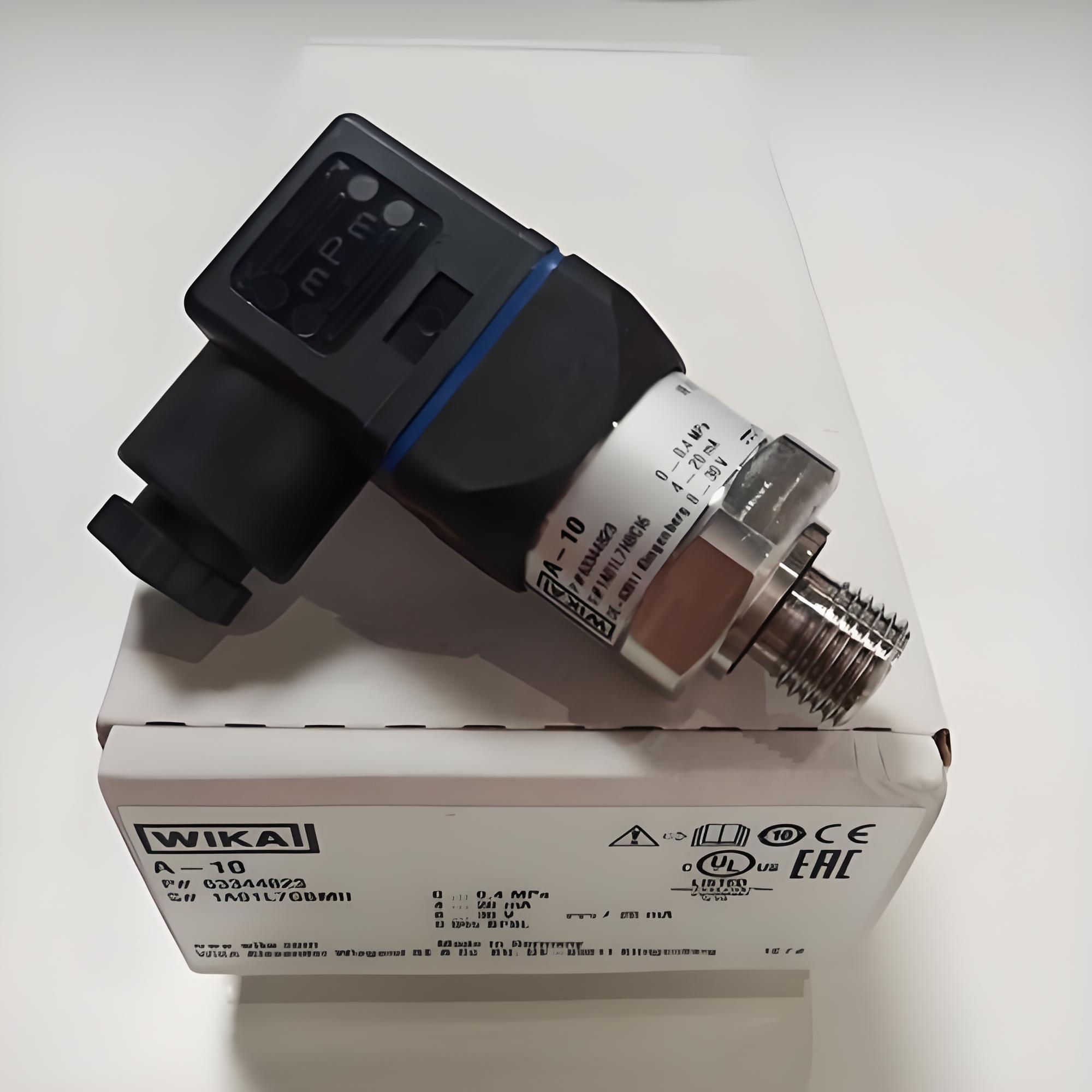 A-10 Pressure Transmitter Equipped With 4-20mA Diffused Silicon Gas Pressure Oil Pressure Water Pressure Sensor