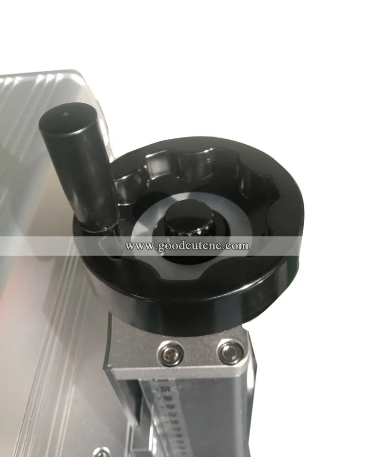 GC-1010FM 2D Fiber Laser Marking Machine Detail 4.jpg