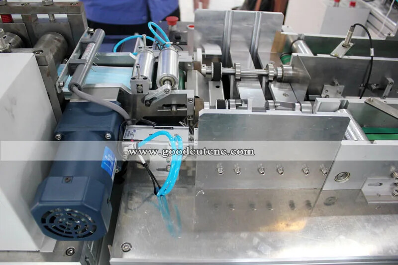 GC-MM Fully Automatic 1+2 Mask Making Machine Detail 2.jpg