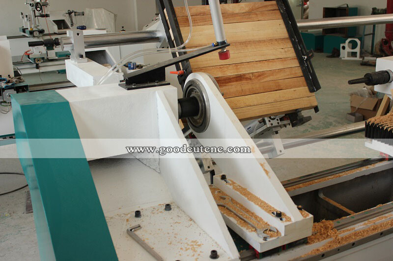 GC1530 Auto Feeding Wood Lathe Machine Detail 1.jpg GC1530 Auto Feeding Wood Lathe Machine Detail 1.jpg