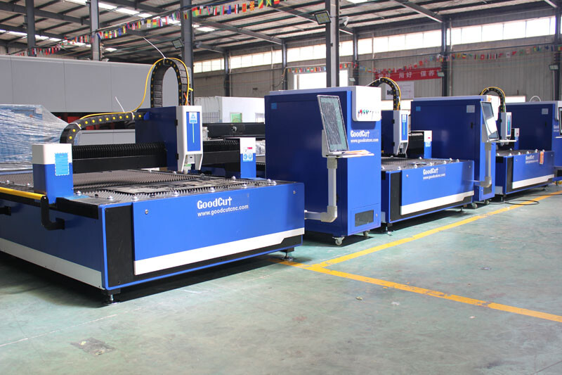 Máquina de corte láser de fibra GC1530F con fuente láser Raycus Max IPG para cortar acero inoxidable acero al carbono