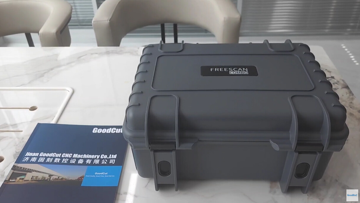 Escáner 3D portátil multifuncional y fuente de luz híbrida FreeScan Combo