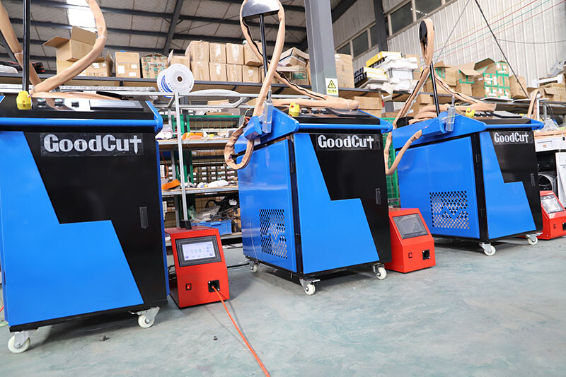 GC-WCC Nuevo diseño 3 en 1 Máquina de limpieza de corte y soldadura por láser con alimentador de alambre