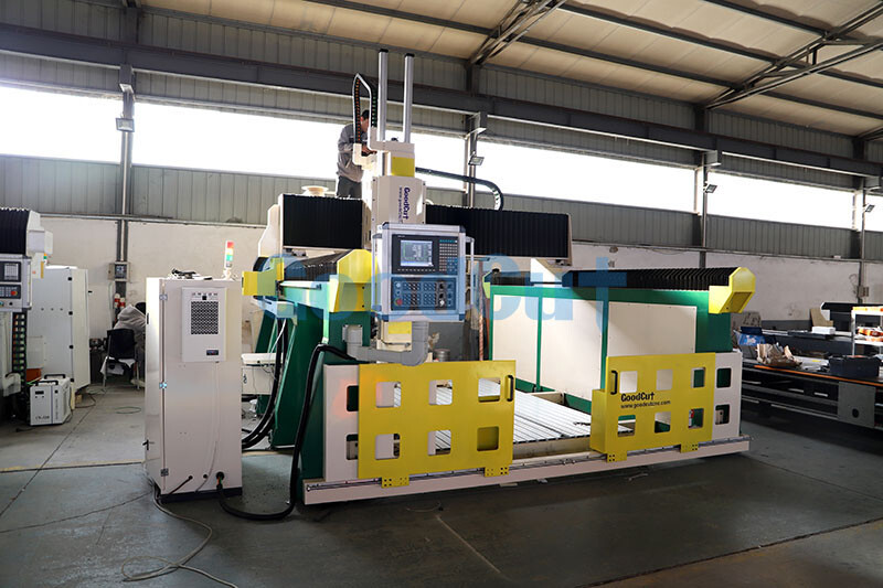 GC1325-5 Axis 6Axis CNC Router(3) GC1325-5 Axis 6Axis CNC Router(3)