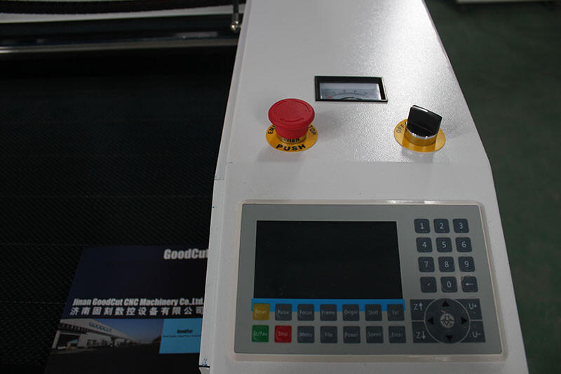 GC1390L CO2 Laser Machine with RECI Laser Tube for Cutting and Engraving Acrylic Wood Glass Detil 2.jpg GC1390L CO2 Laser Machine with RECI Laser Tube for Cutting and Engraving Acrylic Wood Glass Detil 2.jpg