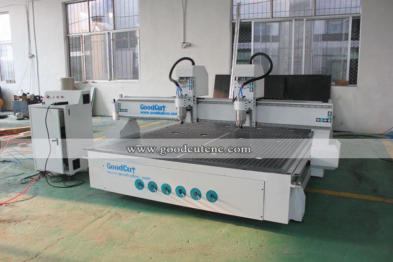 GC2030-2H Jinan GoodCut Máquina fresadora CNC con 2/3 cabezales independientes para trabajar la madera