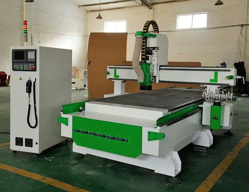 Máquina fresadora CNC ATC GC1325ATC-D con cambiador automático de herramientas de disco